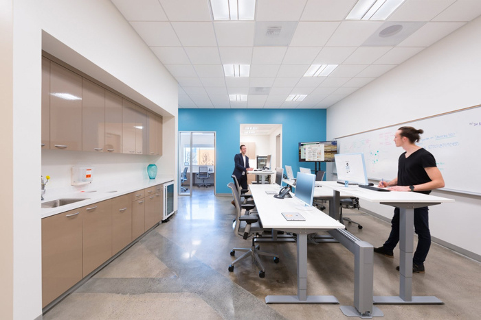 制藥公司辦公室設(shè)計(jì)案例